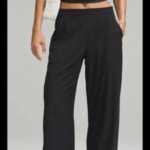 Lululemon Swift Mid-Rise Wide Leg Pants